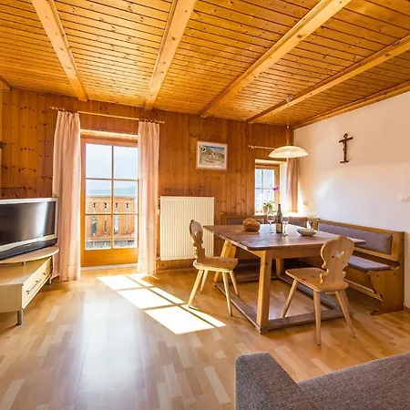 Unterversanthof - Grosse Ferienwohnung Fuer Bis Zu 6 Personen Naturns Exterior photo
